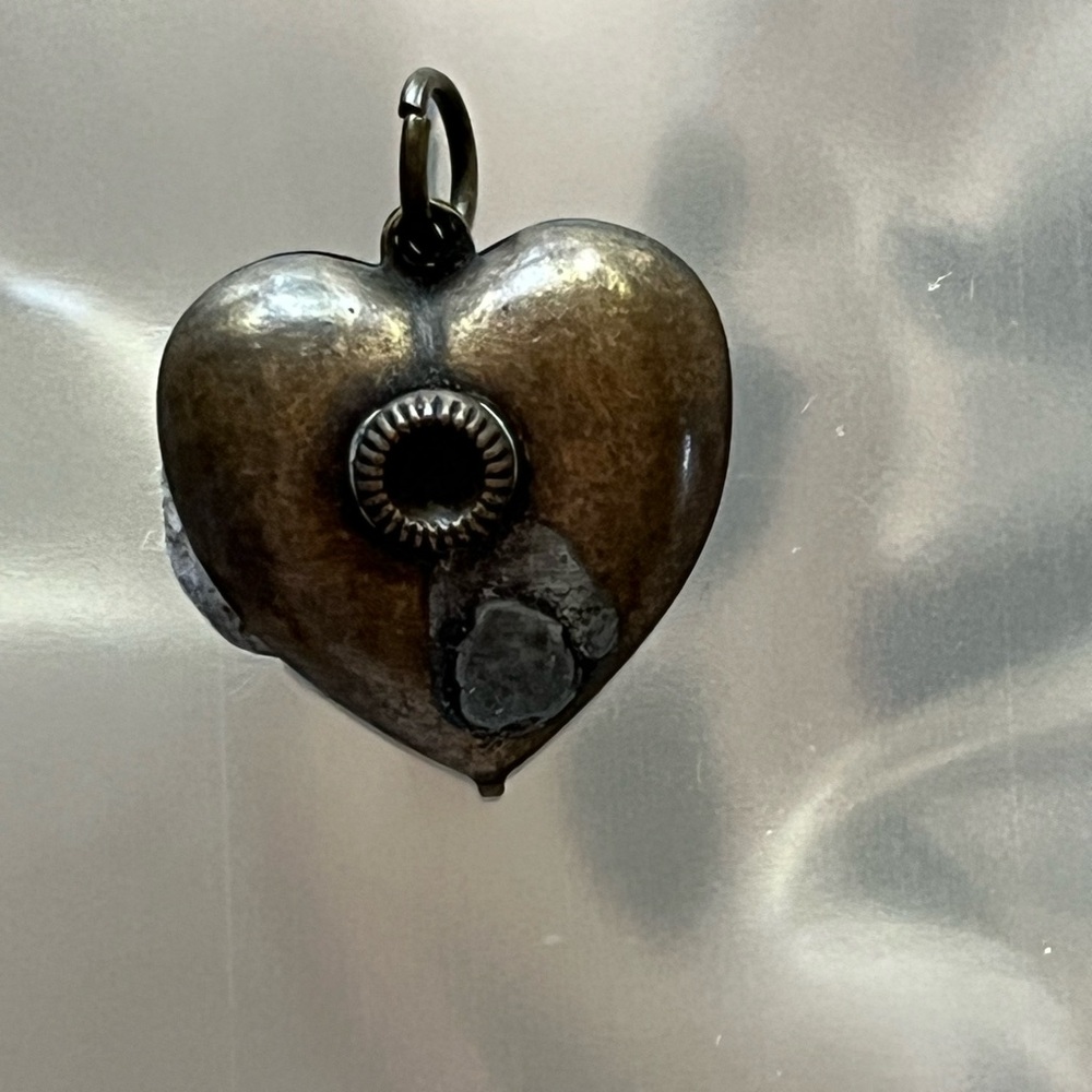 Heart Pendant in Bronze